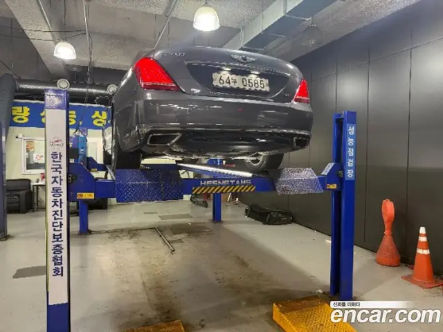 Genesis EQ900 2016 3.8 автомат (гидро), миниатюра 2