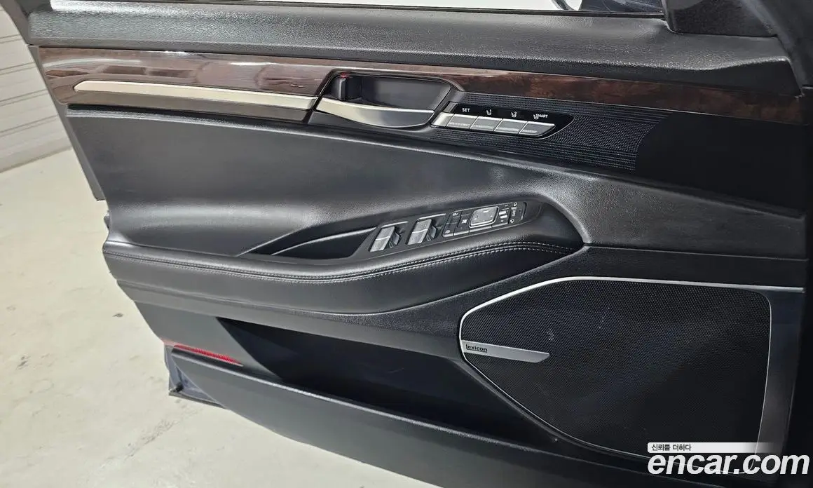 Genesis EQ900 2017 3.8 автомат (гидро), фото 14