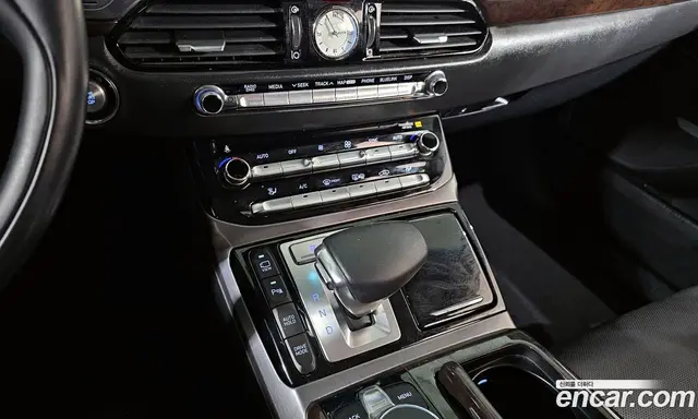 Genesis EQ900 2017 3.8 автомат (гидро), миниатюра 9