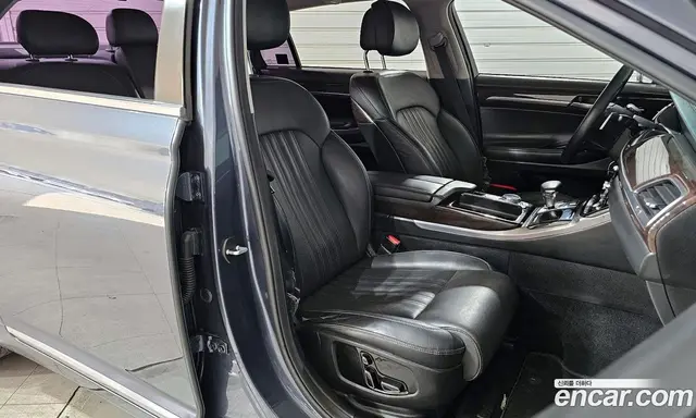 Genesis EQ900 2017 3.8 автомат (гидро), миниатюра 10