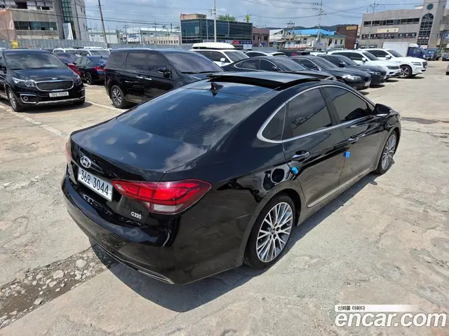 Hyundai Aslan 2015 3.3 автомат (гидро), миниатюра 5
