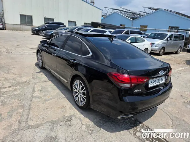 Hyundai Aslan 2015 3.3 автомат (гидро), миниатюра 6