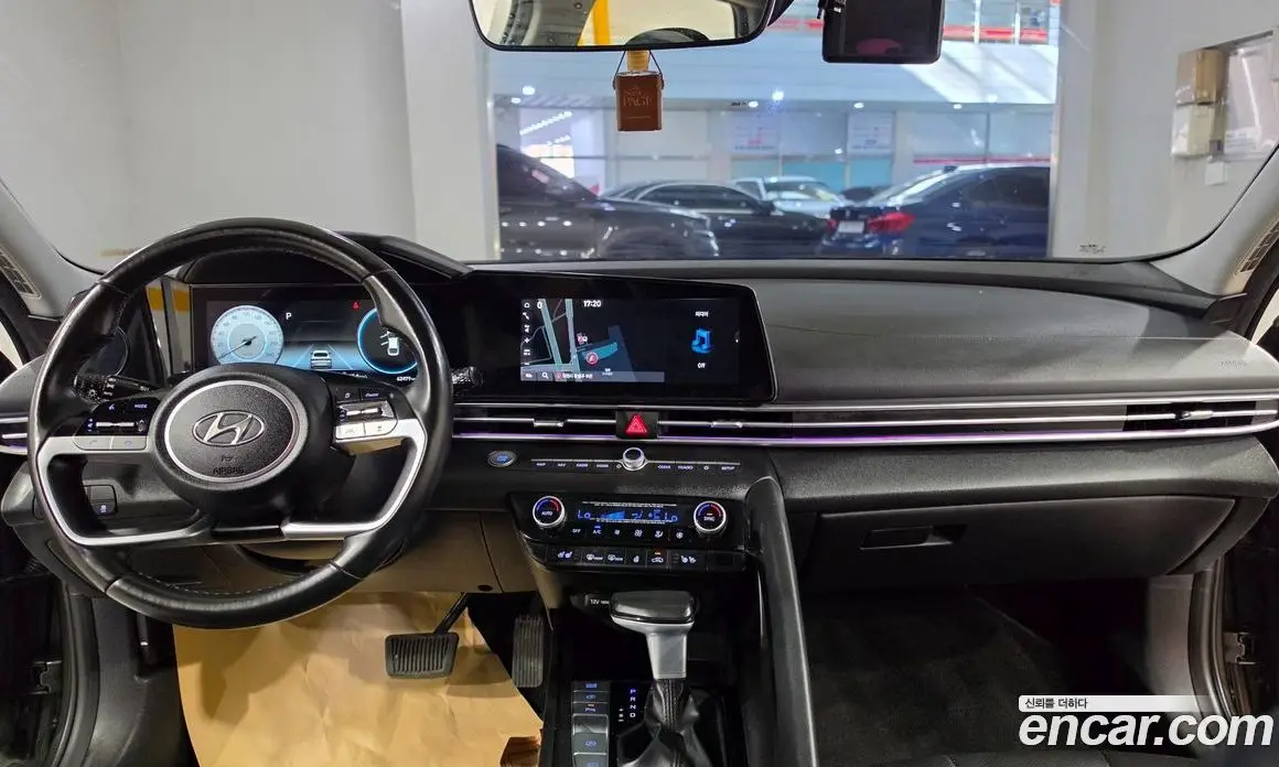 Hyundai Avante 2020 1.6 автомат (гидро), фото 7