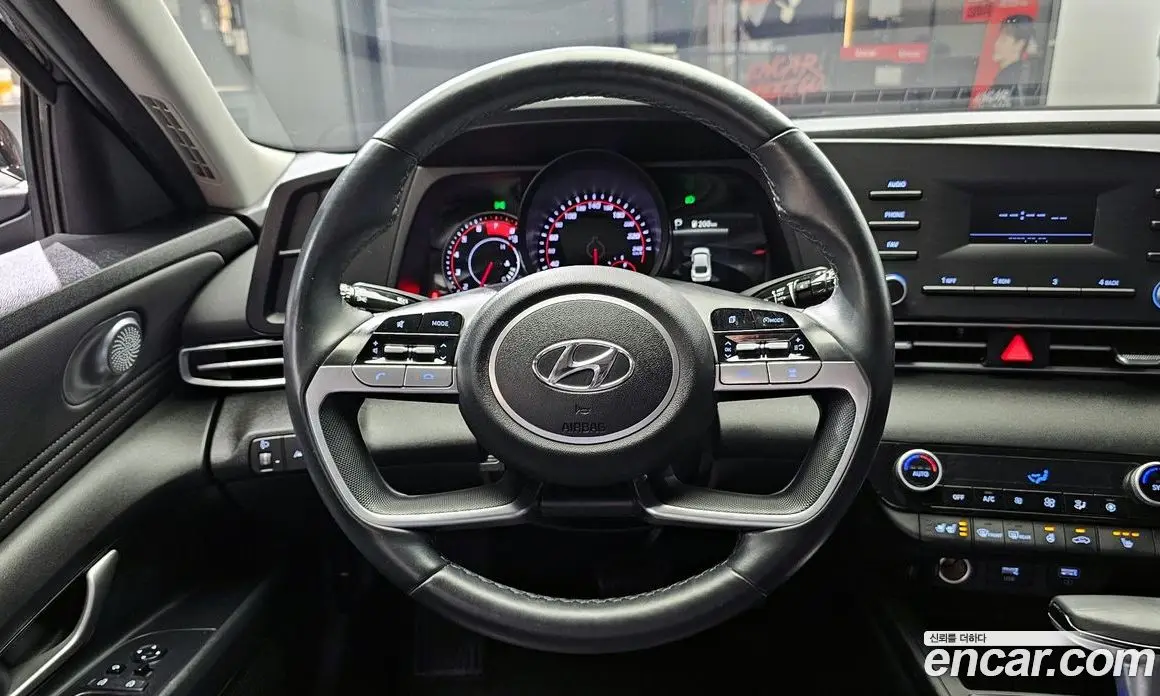 Hyundai Avante 2020 1.6 автомат (гидро), фото 13