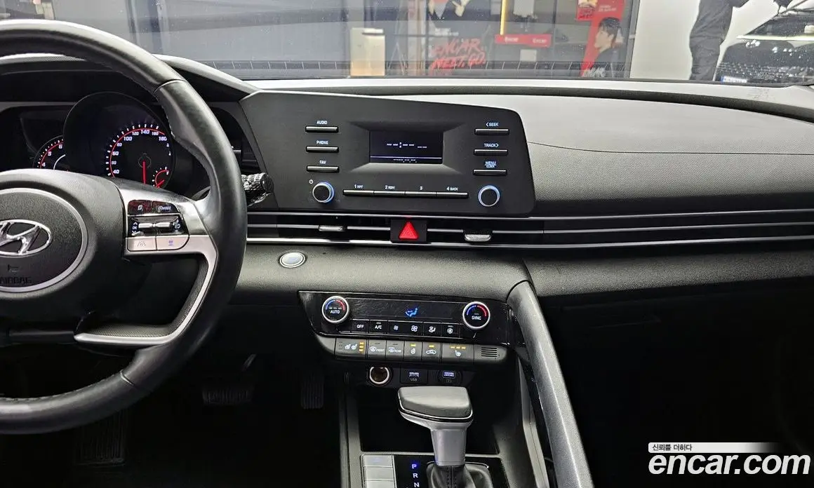 Hyundai Avante 2020 1.6 автомат (гидро), фото 20