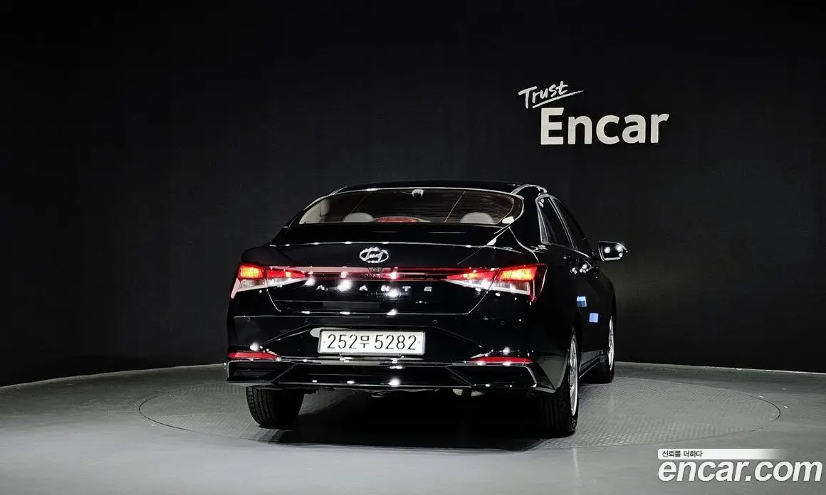Hyundai Avante 2020 1.6 автомат (гидро), фото 4