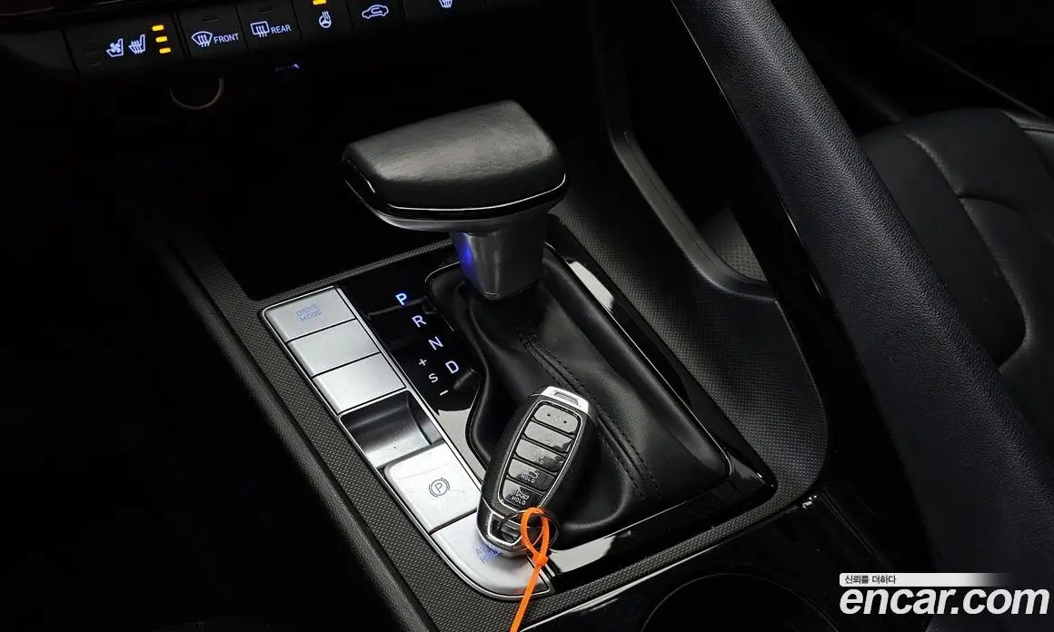 Hyundai Avante 2020 1.6 автомат (гидро), фото 9