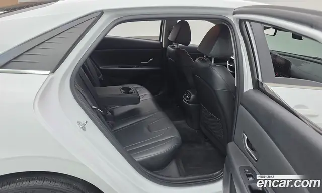 Hyundai Avante 2020 1.6 автомат (гидро), миниатюра 11 Hyundai Avante 2020 1.6 автомат (гидро), миниатюра 11