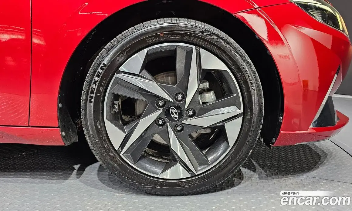 Hyundai Avante 2021 1.6 автомат (гидро), фото 5