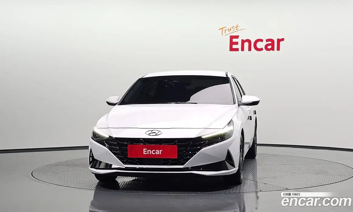 Hyundai Avante 2021 1.6 автомат (гидро), фото 3