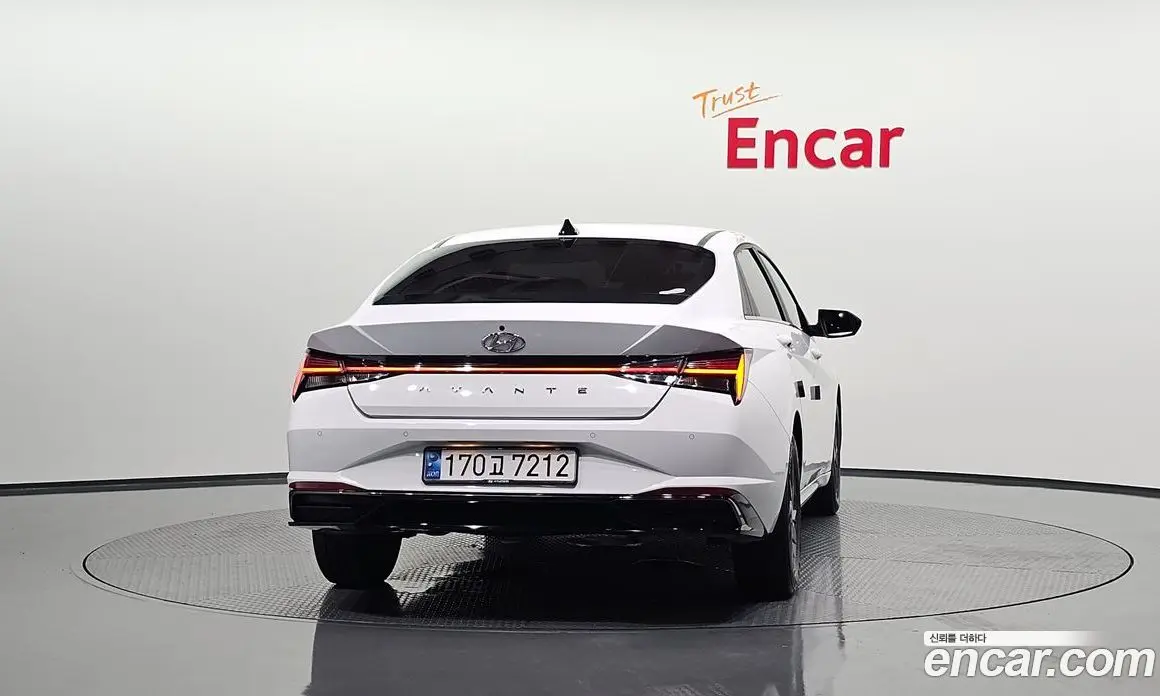 Hyundai Avante 2021 1.6 автомат (гидро), фото 4