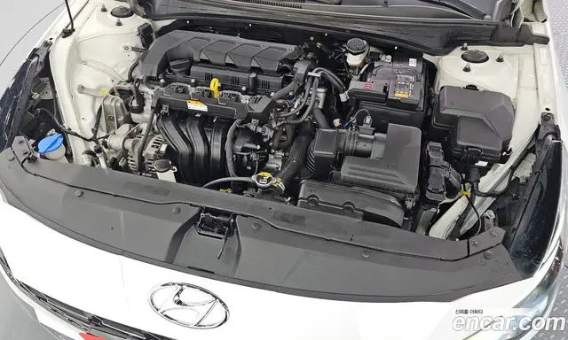 Hyundai Avante 2021 1.6 автомат (гидро), миниатюра 6