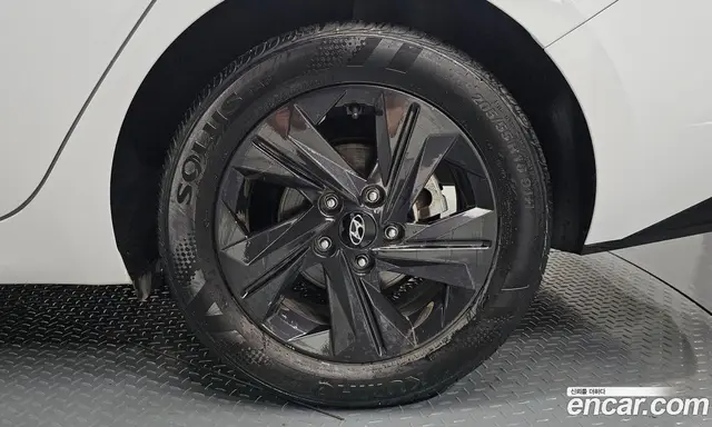 Hyundai Avante 2021 1.6 автомат (гидро), миниатюра 7