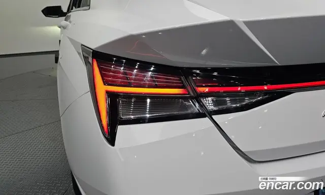 Hyundai Avante 2021 1.6 автомат (гидро), миниатюра 9