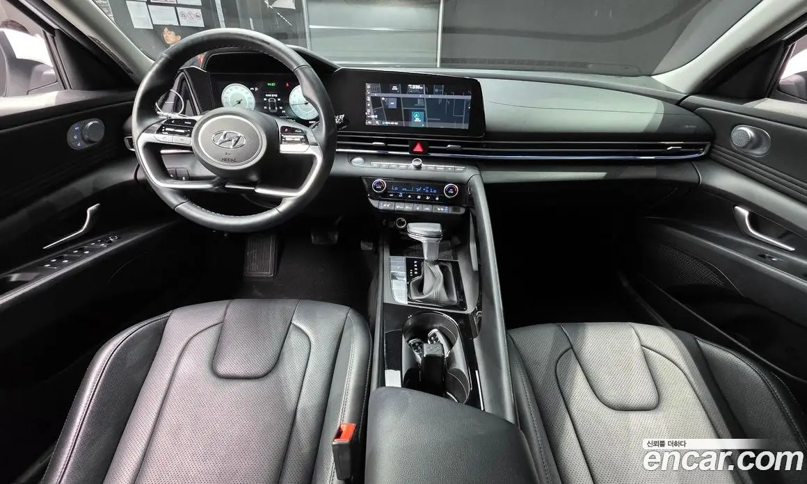 Hyundai Avante 2021 1.6 автомат (гидро), фото 7