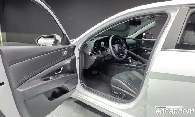 Hyundai Avante 2021 1.6 автомат (гидро), миниатюра 10