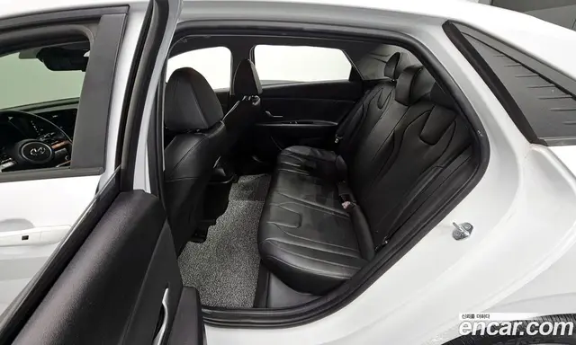 Hyundai Avante 2022 1.6 автомат (гидро), миниатюра 11