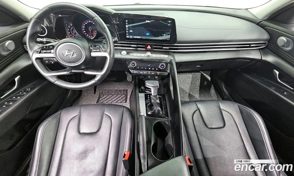 Hyundai Avante 2022 1.6 автомат (гидро), фото 7