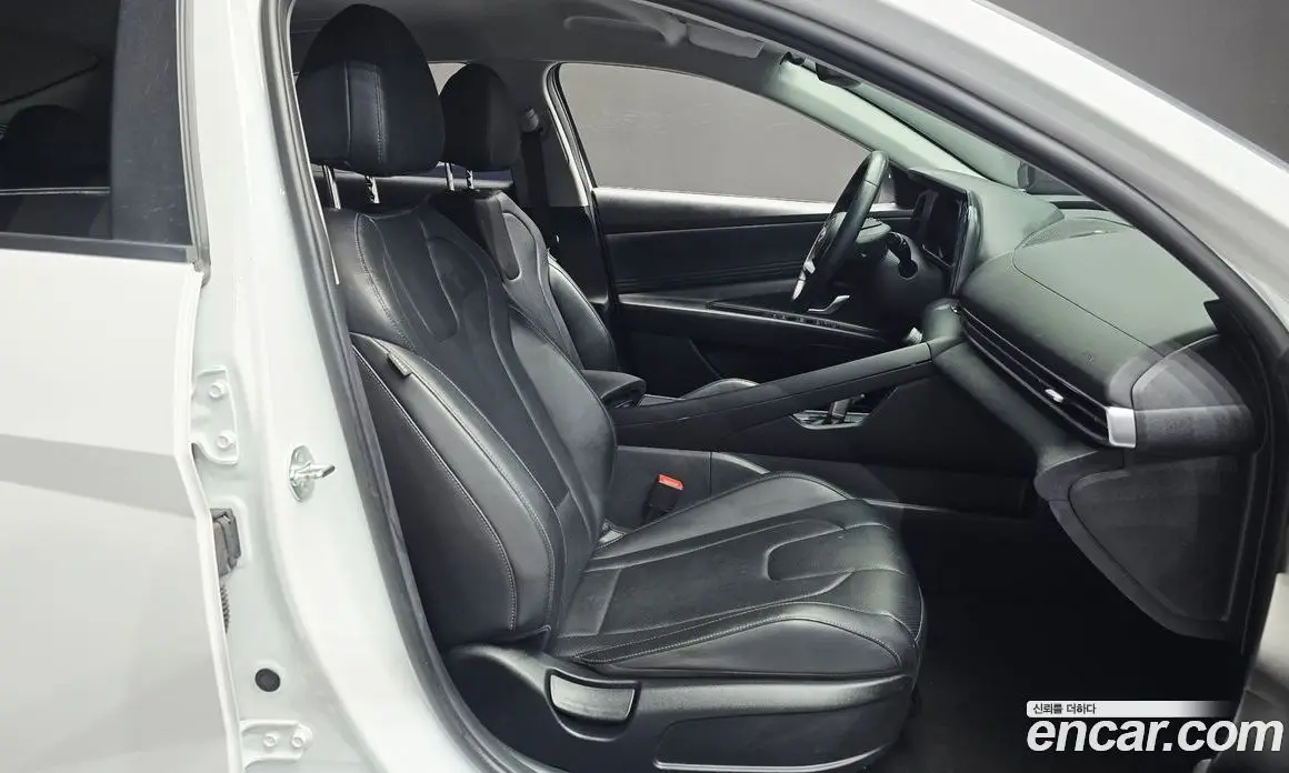 Hyundai Avante 2023 1.6 автомат (гидро), фото 16 Hyundai Avante 2023 1.6 автомат (гидро), фото 16
