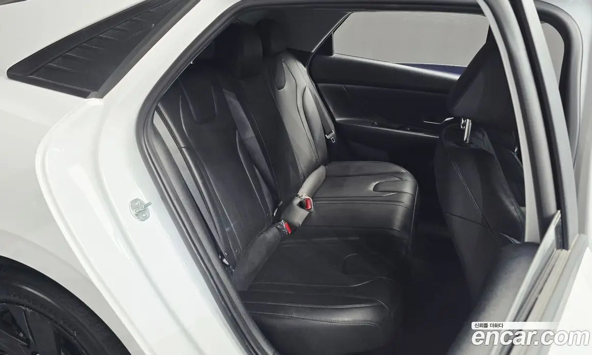 Hyundai Avante 2023 1.6 автомат (гидро), фото 17 Hyundai Avante 2023 1.6 автомат (гидро), фото 17