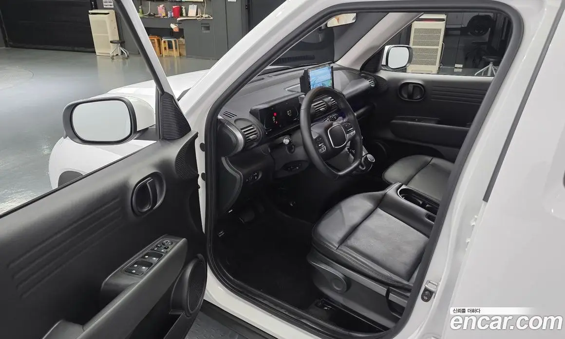Hyundai Casper 2022 1.0 автомат (гидро), фото 13