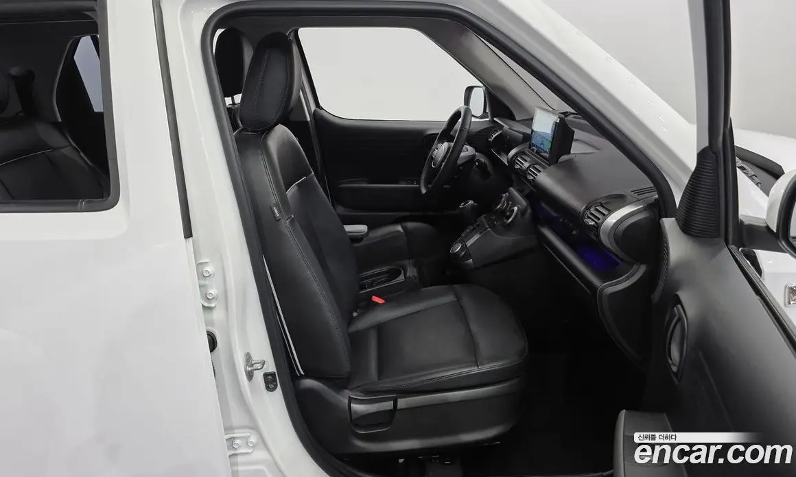 Hyundai Casper 2022 1.0 автомат (гидро), фото 17