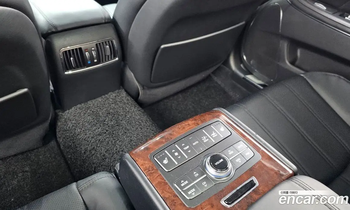 Hyundai Equus 2011 3.8 автомат (гидро), фото 19