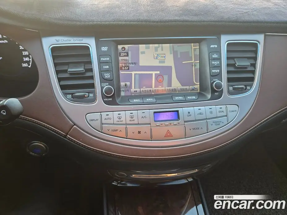 Hyundai Genesis 2009 3.3 автомат (гидро), фото 12 Hyundai Genesis 2009 3.3 автомат (гидро), фото 12