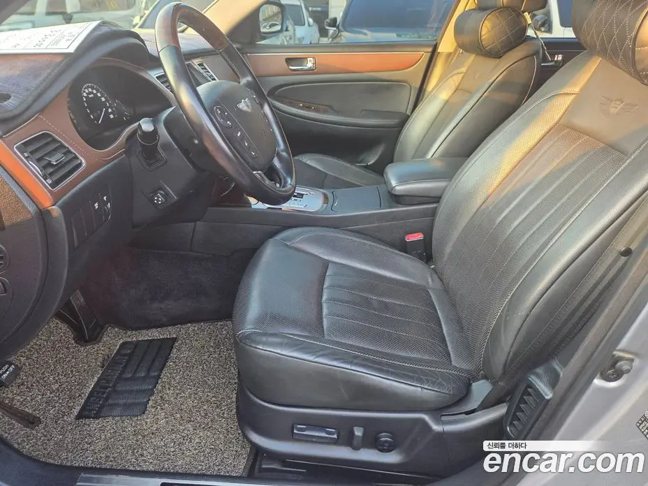 Hyundai Genesis 2009 3.3 автомат (гидро), фото 16 Hyundai Genesis 2009 3.3 автомат (гидро), фото 16
