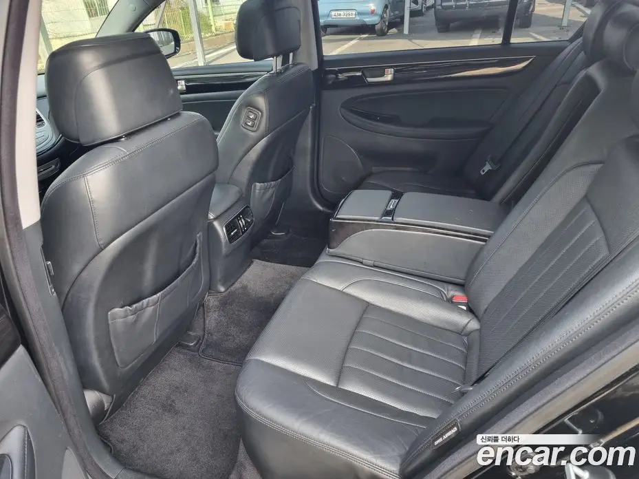 Hyundai Genesis 2012 3.3 автомат (гидро), фото 11 Hyundai Genesis 2012 3.3 автомат (гидро), фото 11