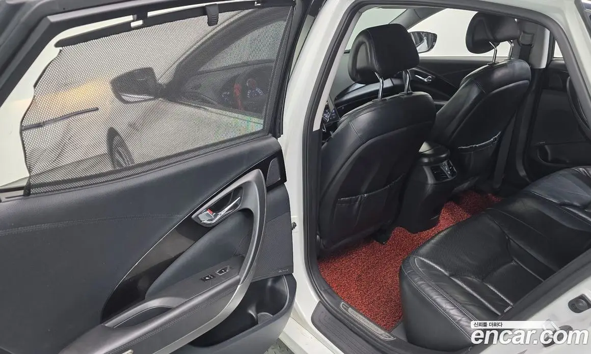 Hyundai Grandeur 2014 2.4 автомат (гидро), фото 18 Hyundai Grandeur 2014 2.4 автомат (гидро), фото 18