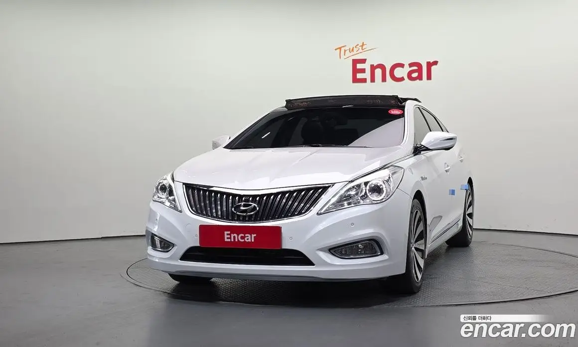 Hyundai Grandeur 2014 2.4 автомат (гидро), фото 3 Hyundai Grandeur 2014 2.4 автомат (гидро), фото 3