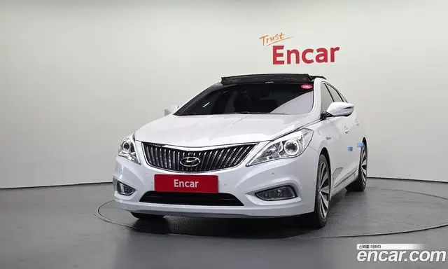 Hyundai Grandeur 2014 2.4 автомат (гидро), миниатюра 3 Hyundai Grandeur 2014 2.4 автомат (гидро), миниатюра 3