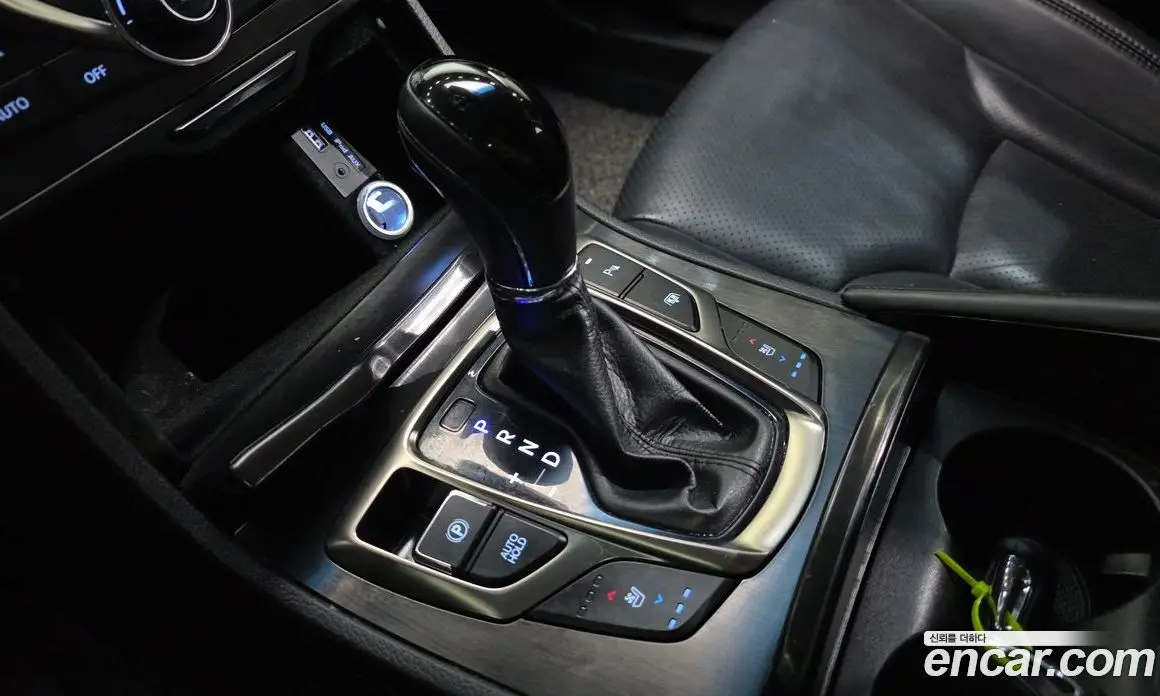 Hyundai Grandeur 2014 2.4 автомат (гидро), фото 9 Hyundai Grandeur 2014 2.4 автомат (гидро), фото 9