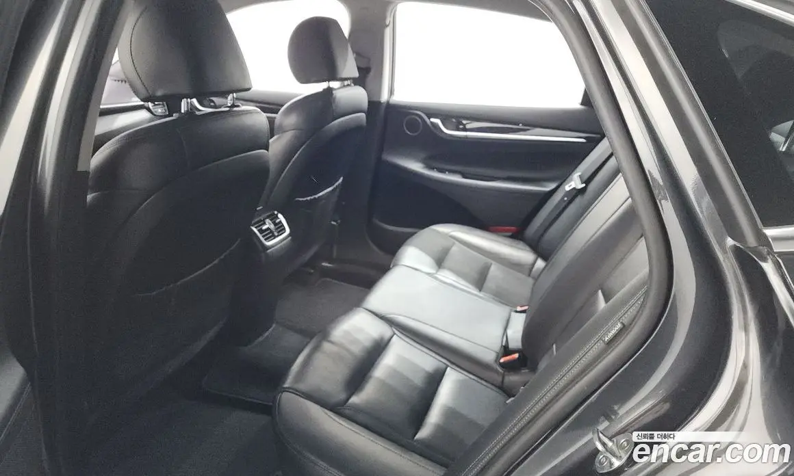 Hyundai Grandeur 2016 2.2 автомат (гидро), фото 17 Hyundai Grandeur 2016 2.2 автомат (гидро), фото 17