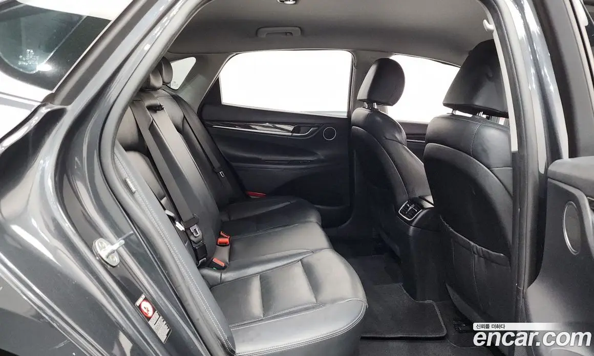 Hyundai Grandeur 2016 2.2 автомат (гидро), фото 18 Hyundai Grandeur 2016 2.2 автомат (гидро), фото 18