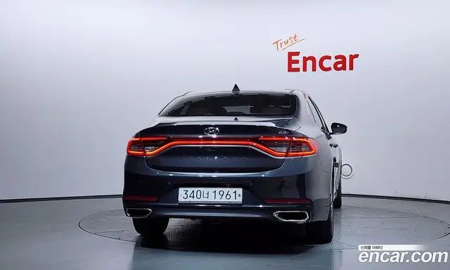 Hyundai Grandeur 2016 2.2 автомат (гидро), миниатюра 4 Hyundai Grandeur 2016 2.2 автомат (гидро), миниатюра 4