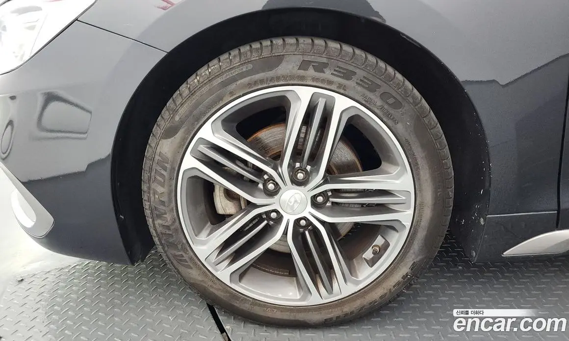 Hyundai Grandeur 2016 2.2 автомат (гидро), фото 5 Hyundai Grandeur 2016 2.2 автомат (гидро), фото 5