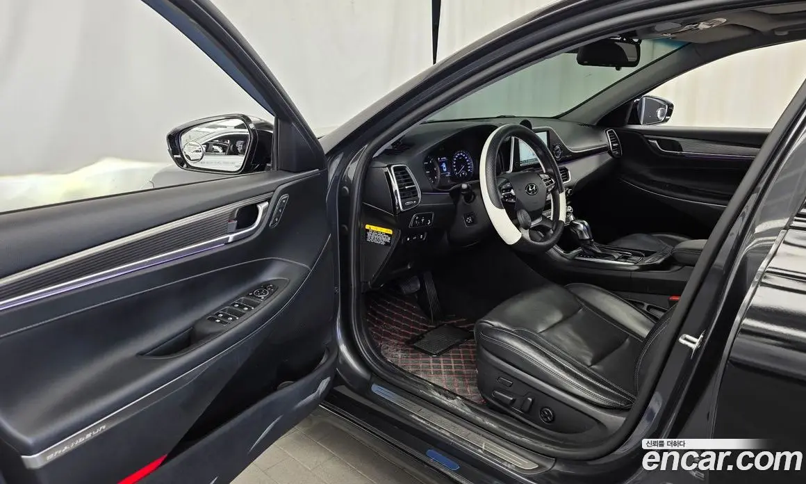 Hyundai Grandeur 2016 2.2 автомат (гидро), фото 10 Hyundai Grandeur 2016 2.2 автомат (гидро), фото 10