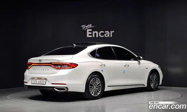 Hyundai Grandeur 2017 2.4 автомат (гидро), миниатюра 2