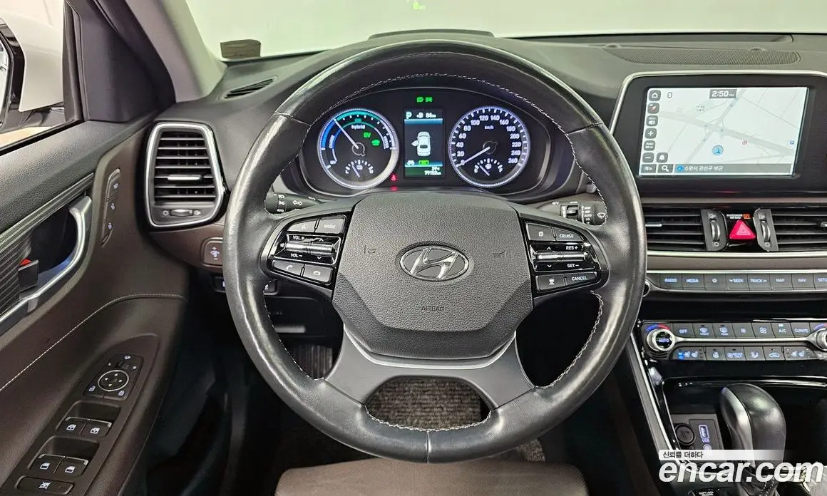 Hyundai Grandeur 2017 2.4 автомат (гидро), фото 19