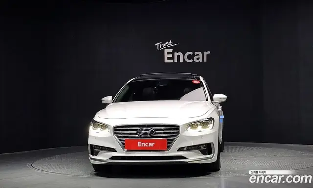 Hyundai Grandeur 2017 2.4 автомат (гидро), миниатюра 3