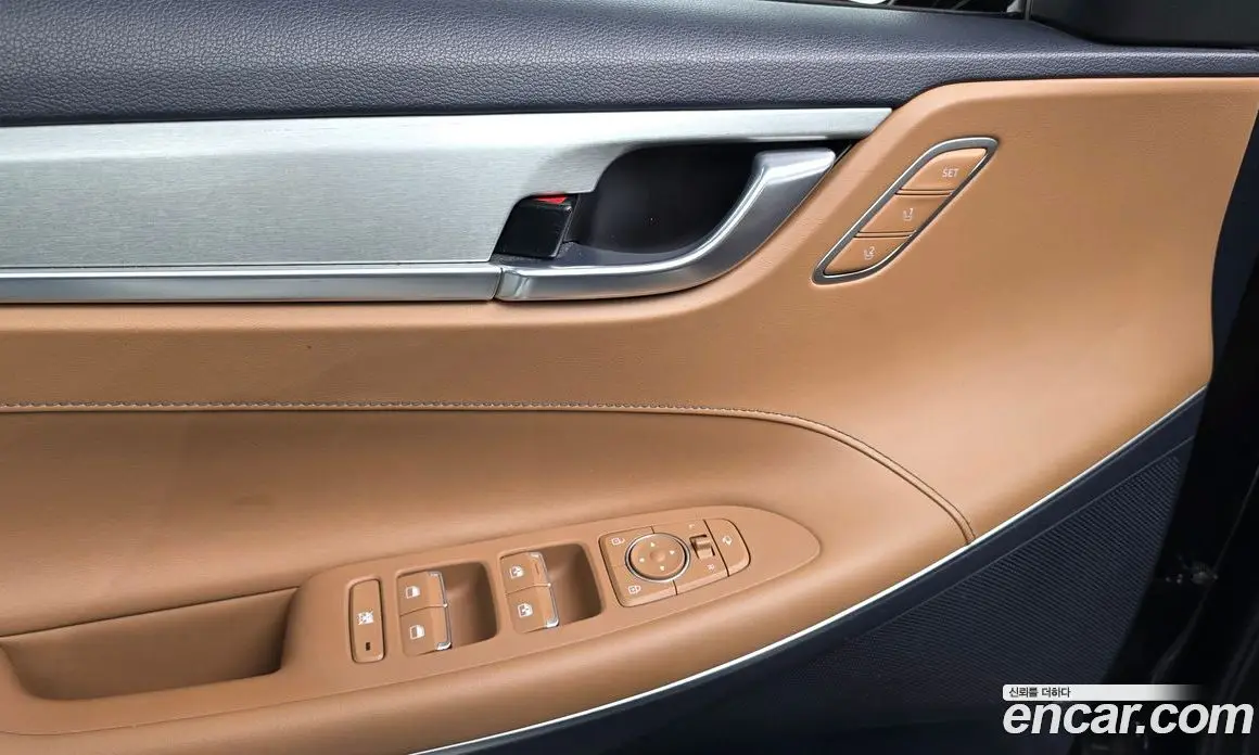 Hyundai Grandeur 2017 3.3 автомат (гидро), фото 19 Hyundai Grandeur 2017 3.3 автомат (гидро), фото 19