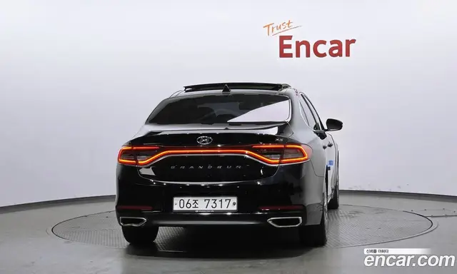 Hyundai Grandeur 2017 3.3 автомат (гидро), миниатюра 4 Hyundai Grandeur 2017 3.3 автомат (гидро), миниатюра 4