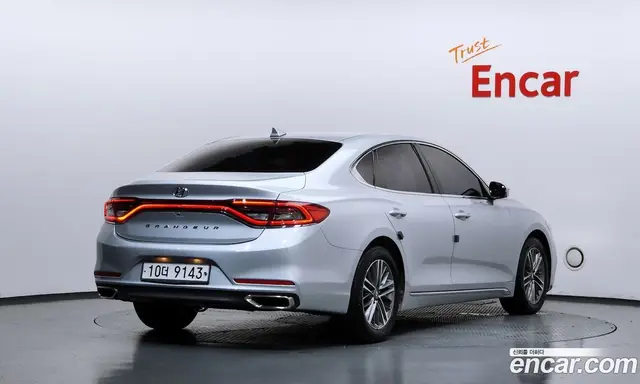 Hyundai Grandeur 2017 2.4 автомат (гидро), миниатюра 2 Hyundai Grandeur 2017 2.4 автомат (гидро), миниатюра 2
