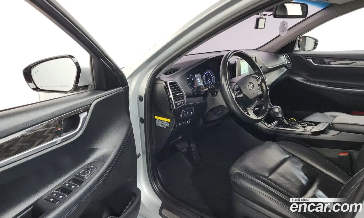 Hyundai Grandeur 2017 2.4 автомат (гидро), фото 13 Hyundai Grandeur 2017 2.4 автомат (гидро), фото 13