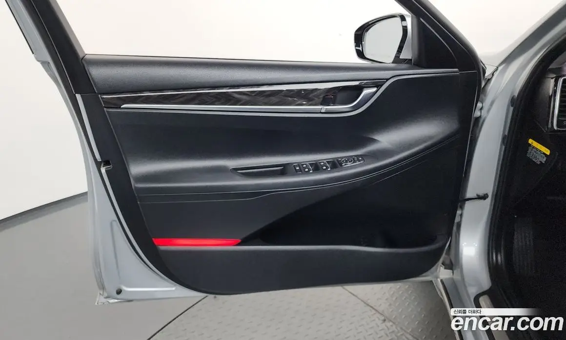 Hyundai Grandeur 2017 2.4 автомат (гидро), фото 14 Hyundai Grandeur 2017 2.4 автомат (гидро), фото 14