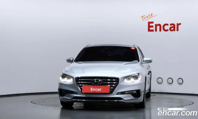 Hyundai Grandeur 2017 2.4 автомат (гидро), миниатюра 3 Hyundai Grandeur 2017 2.4 автомат (гидро), миниатюра 3
