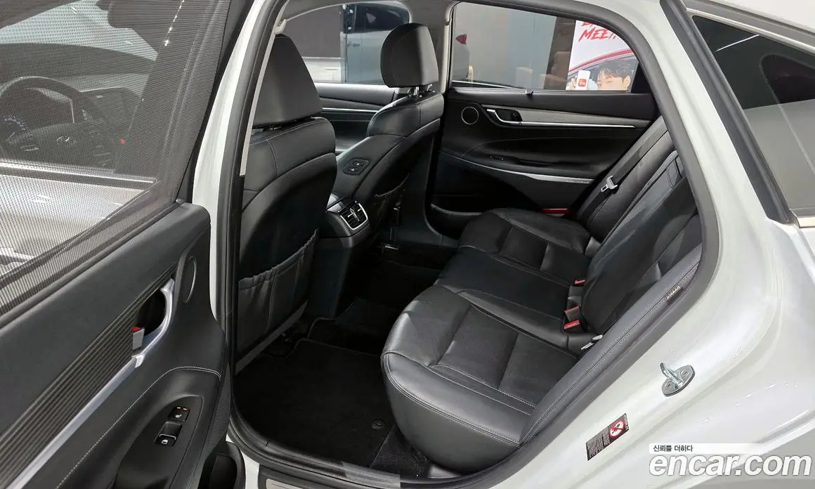 Hyundai Grandeur 2017 2.2 автомат (гидро), фото 12 Hyundai Grandeur 2017 2.2 автомат (гидро), фото 12