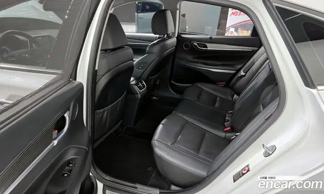 Hyundai Grandeur 2017 2.2 автомат (гидро), миниатюра 12